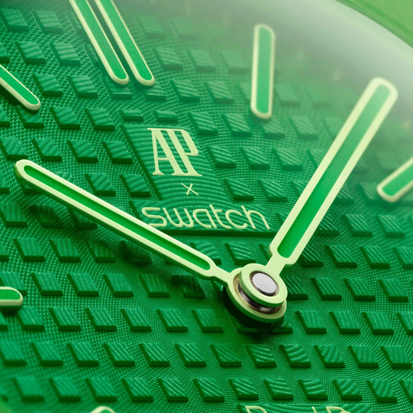Swatch x Audemars Piguet Royal Pop “Green Eight” (W06)